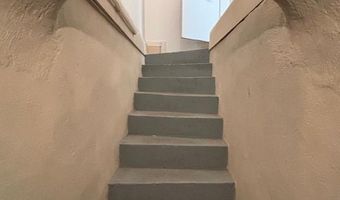 735 Park Dr, Alton, IL 62002