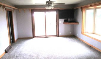 103179 Holton Rd, Abbotsford, WI 54405