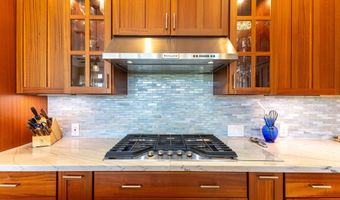 2563 Umeke Cir 64, Kihei, HI 96753