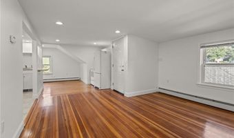 3862 Mendon Rd, Cumberland, RI 02864