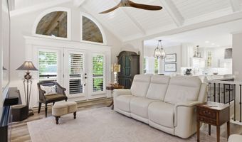 591 LAKE POINTE Dr, Arley, AL 35541
