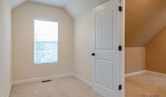 40431 N Fairview St, Antioch, IL 60002