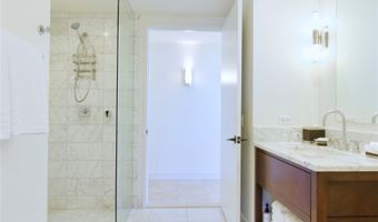 223 Saratoga Rd 2601, Honolulu, HI 96815