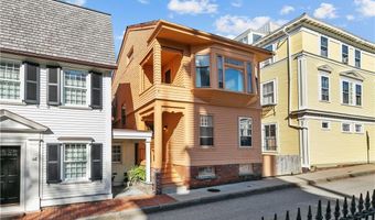 48 Church St, Newport, RI 02840