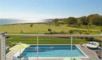 71 Cliff Dr, Narragansett, RI 02882