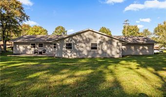 1246 Spruce Tree Ln, Amherst, OH 44001