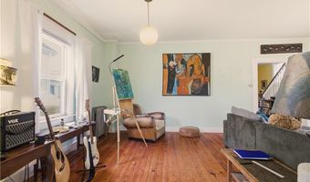 51 Warner St, Newport, RI 02840