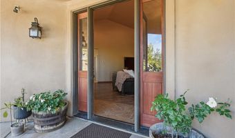 23315 Old Wagon Rd, Escondido, CA 92027