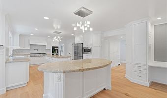 28925 Medea Mesa Rd, Agoura Hills, CA 91301