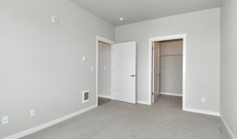 17181 SW SNOWDALE St 301, Beaverton, OR 97007