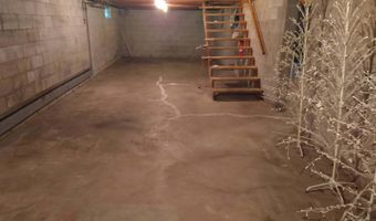 1427 E Lacomb Rd, Alpena, MI 49707