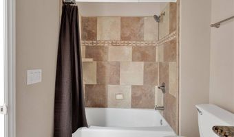 15090 Olema Rd, Apple Valley, CA 92307
