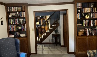 6589 Baron Ct, Avon, IN 46123