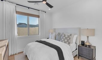 3690 E CANYON Way, Chandler, AZ 85249