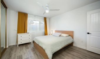 810 E Washington Ave E, Escondido, CA 92025