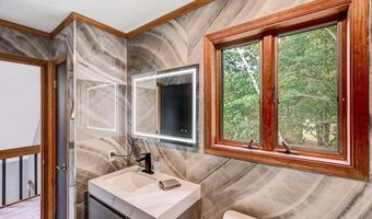 875 Stony Mountain Rd, Albrightsville, PA 18210