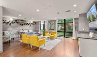1021 N GARFIELD St 517, Arlington, VA 22201