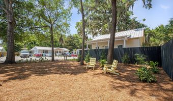 1411 Duke St, Beaufort, SC 29902