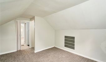3261 Dewalt Dr, Akron, OH 44312
