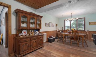 1315 E Church St, Aurora, MO 65605
