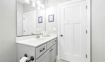 2590 NC Highway 801 S, Advance, NC 27006