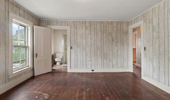 17 Neponset Ave, Boston, MA 02136