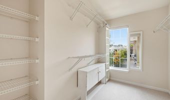8354 HUNTER MURPHY Cir, Alexandria, VA 22309