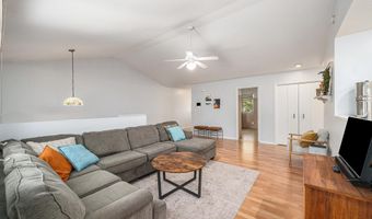 1105 Grove St, Baldwin City, KS 66006
