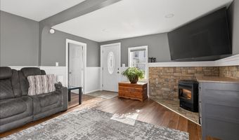 22 Lane St, Bangor, ME 04401