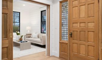 7 Champlin St, Newport, RI 02840