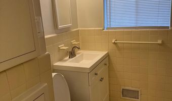 10524 WEYMOUTH St W-1, Bethesda, MD 20814