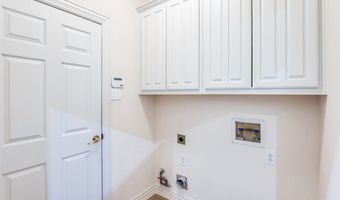 3752 Park Pl, Addison, TX 75001