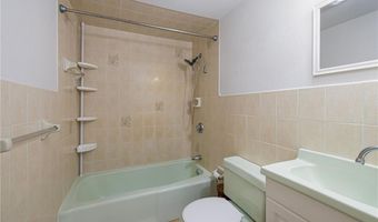 52 Pleasant View Rd, Warwick, RI 02888