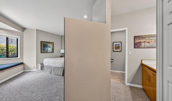 19717 SW Mount Bachelor Dr 323, Bend, OR 97702