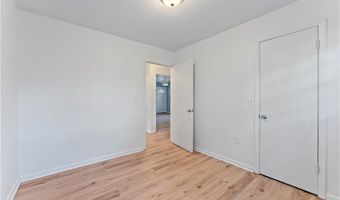 1108 SE E St, Bentonville, AR 72712