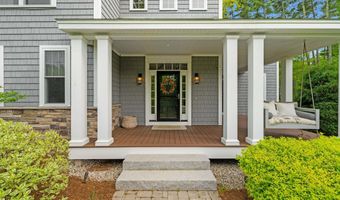 10 Lilac Ct, Bedford, NH 03110