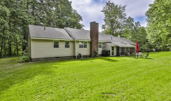15 Edinburgh Dr, Bedford, NH 03110