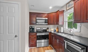 427 Shepperd Ln, Alloway, NJ 07422