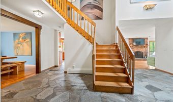 104 Barnes Hill Rd, Burlington, CT 06013