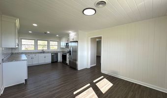 1918 Register Rd, Adel, GA 31620