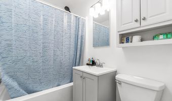 173 Kennedy Dr 173, Bridgeport, CT 06606