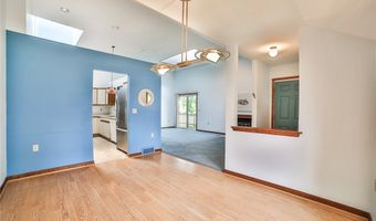 831 Robin Rd, Amherst, NY 14228