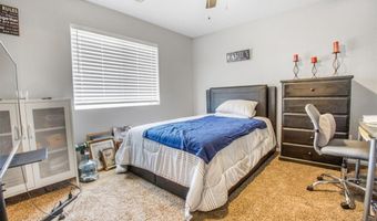 17993 Mondamon Rd, Apple Valley, CA 92307