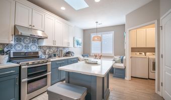 800 Purple Aster Dr, Bernalillo, NM 87004