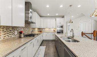 21254 BARLEY HALL Ter, Ashburn, VA 20147