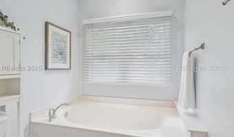 13 Greenwood Dr, Bluffton, SC 29910