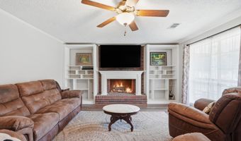 612 Dogwood Meadows Ln, Austin, AR 72007