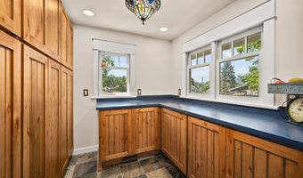 6645 Alderson Ln, Bonners Ferry, ID 83805