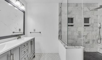 19 Center St, Barnegat, NJ 08005