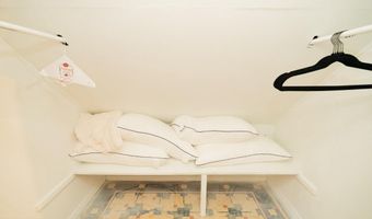 1037 16TH St S, Arlington, VA 22202